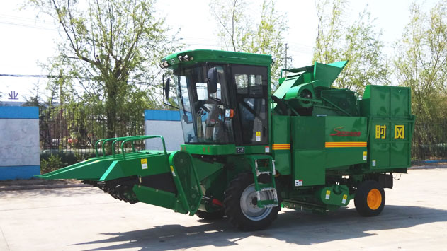 4YZP-3B型自走式玉米收獲機